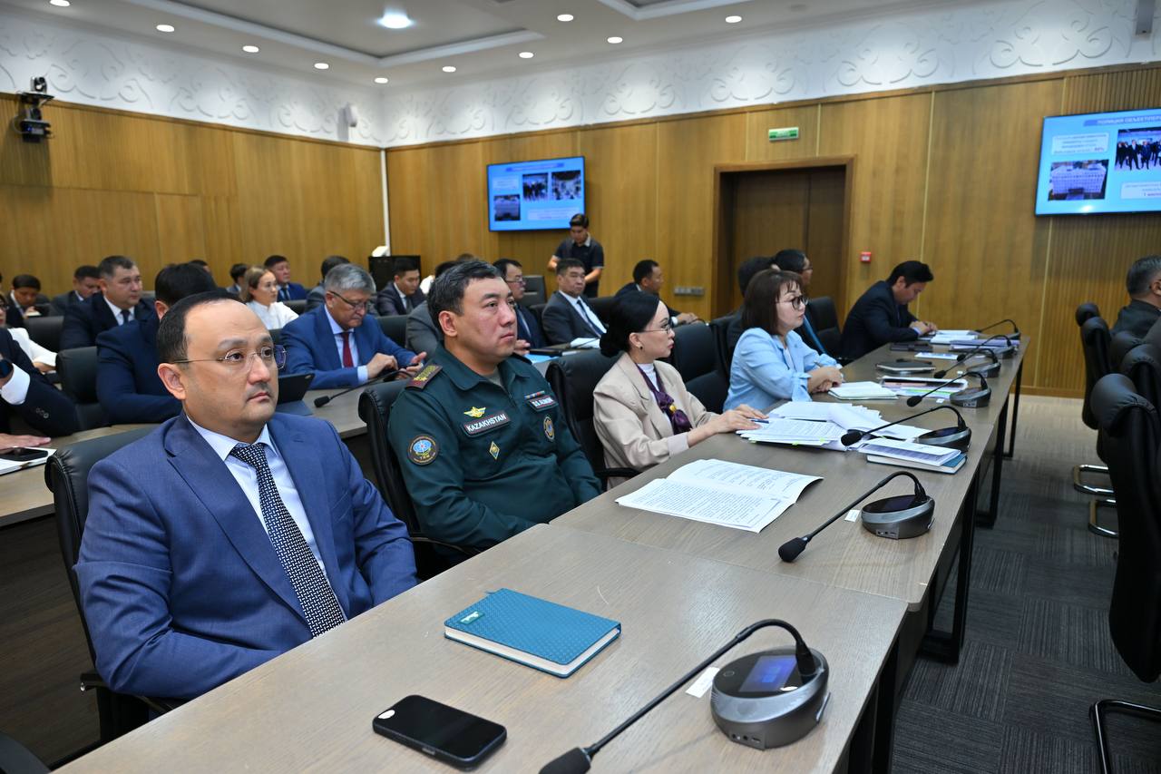 Берик Уали дал конкретные поручения по вопросам общественной безопасности и государственных символов.