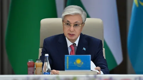 Токаев принял участие в неформальной встрече глав государств Центральной Азии и Азербайджана