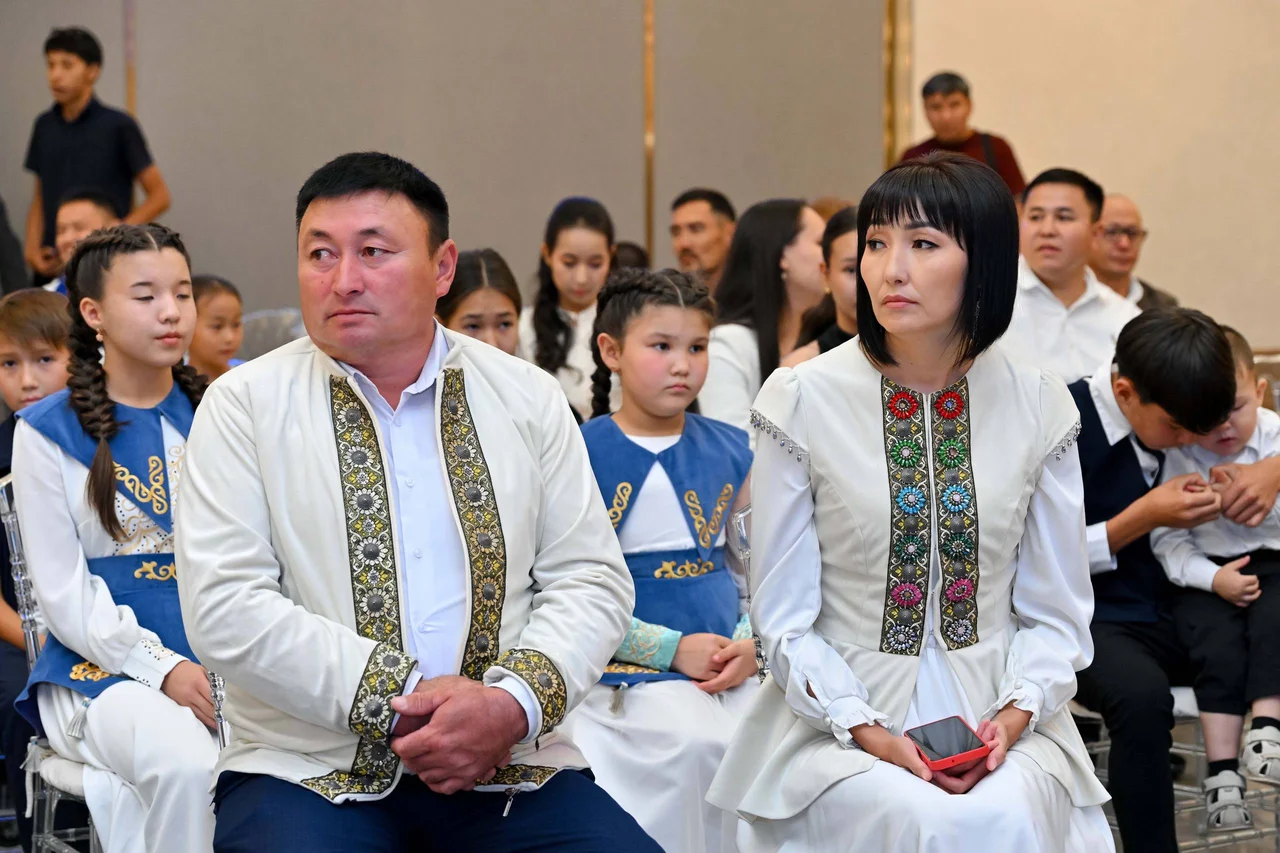 В области Абай наградили победителей конкурса «Мерейлі отбасы»