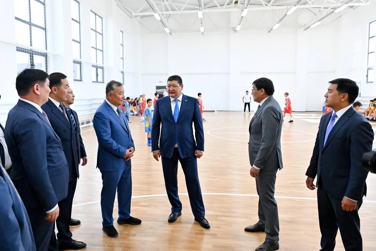 «Абайға құрмет»: в Семее открылся физкультурно-оздоровительный комплекс