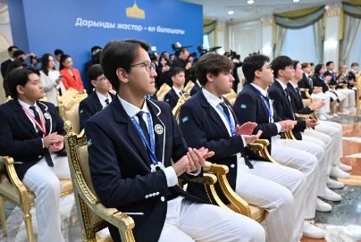 Мемлекет басшысы халықаралық пән олимпиадалары жеңімпаздарымен және жүлдегерлерімен кездесті
