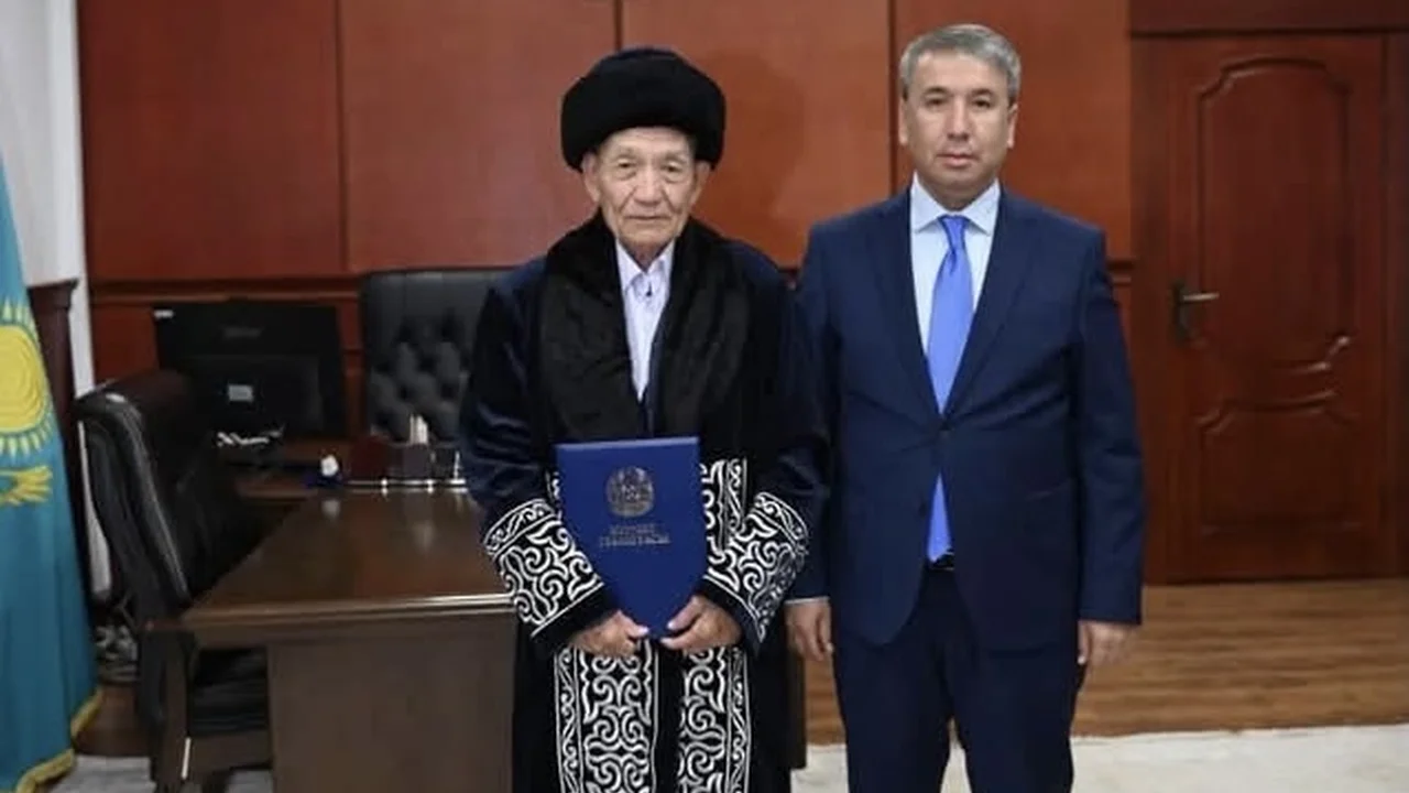 ҚҰРЫЛЫС САЛАСЫНЫҢ АРДАГЕРІНЕ ҚҰРМЕТ КӨРСЕТІЛДІ