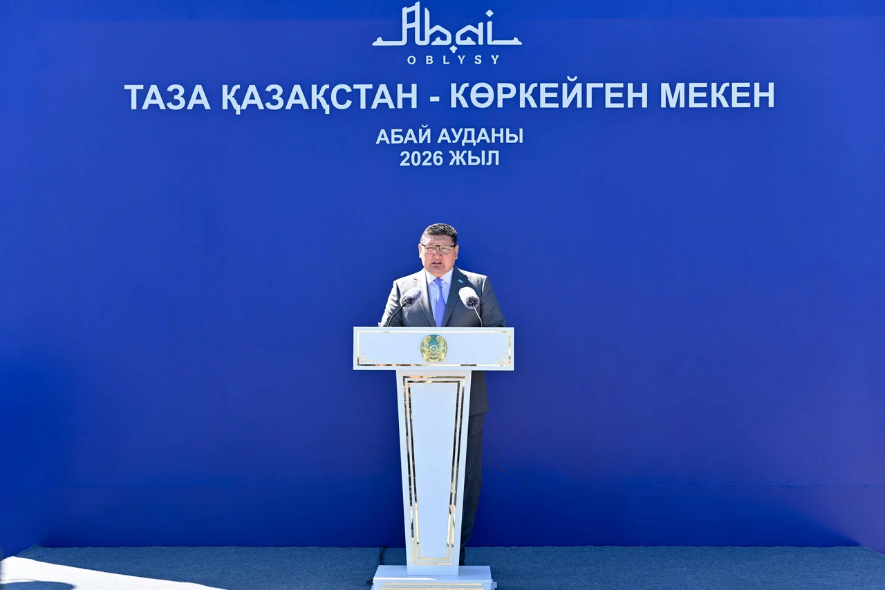 Абай ауданының орталығында жаңғыртылған саябақ ашылды