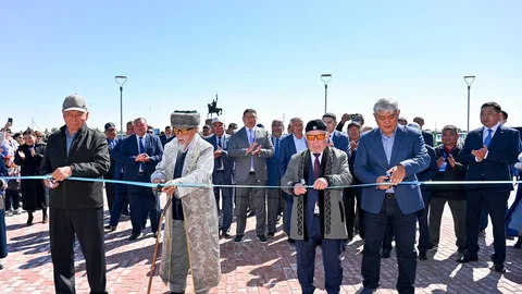 В райцентре Абайского района открылся обновленный парк