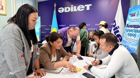 В области Абай на общественном приеме оперативно решен вопрос со счетом для получения алиментов
