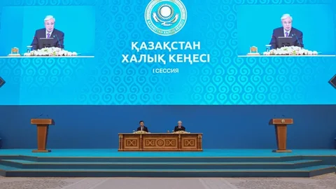 Реформы, выборы в маслихаты и новая этика — о чем говорил Токаев на первой сессии Халық Кеңесі