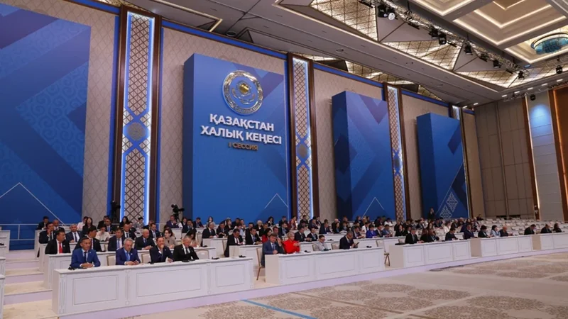 Президент Халық Кеңесі мүшелеріне: Мәселені көтере отырып, шешімін де ұсыну қажет