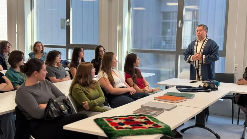 Бельгийские студенты проявили интерес к проекту «Читающая нация»