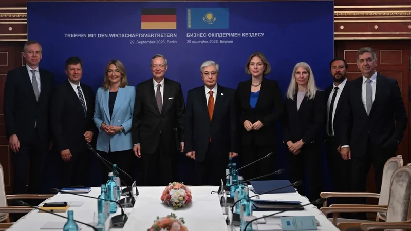 Президент Германияның экономикалық қауымдастықтары мен қаржы институттары жетекшілерімен кездесті