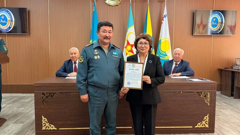 Семейде ардагерлерді халықаралық қарттар күнімен құттықтады