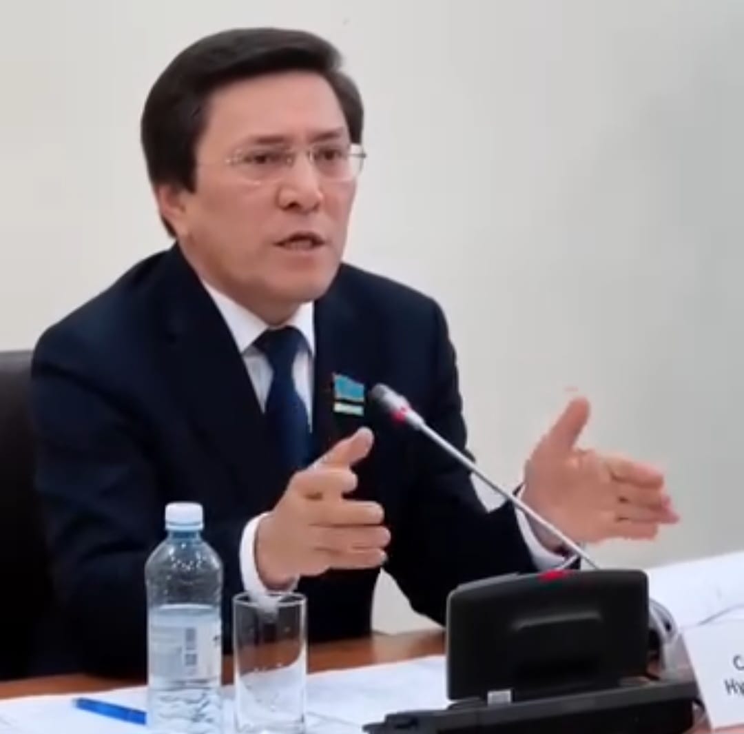 Н. САБИЛЯНОВ: МЫ ОБОГАЧАЕМ БАНКИ