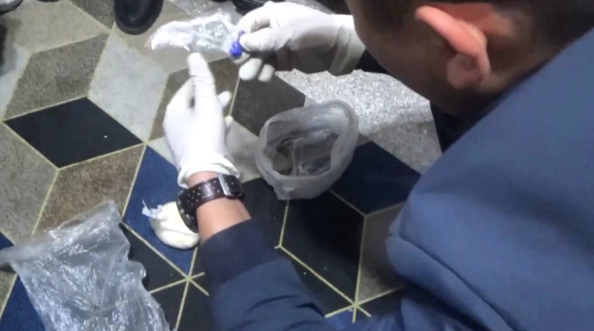 Cинтетикалық есірткінің аса ірі партиясымен 35 жастағы Өзбекстан азаматы ұстаkды