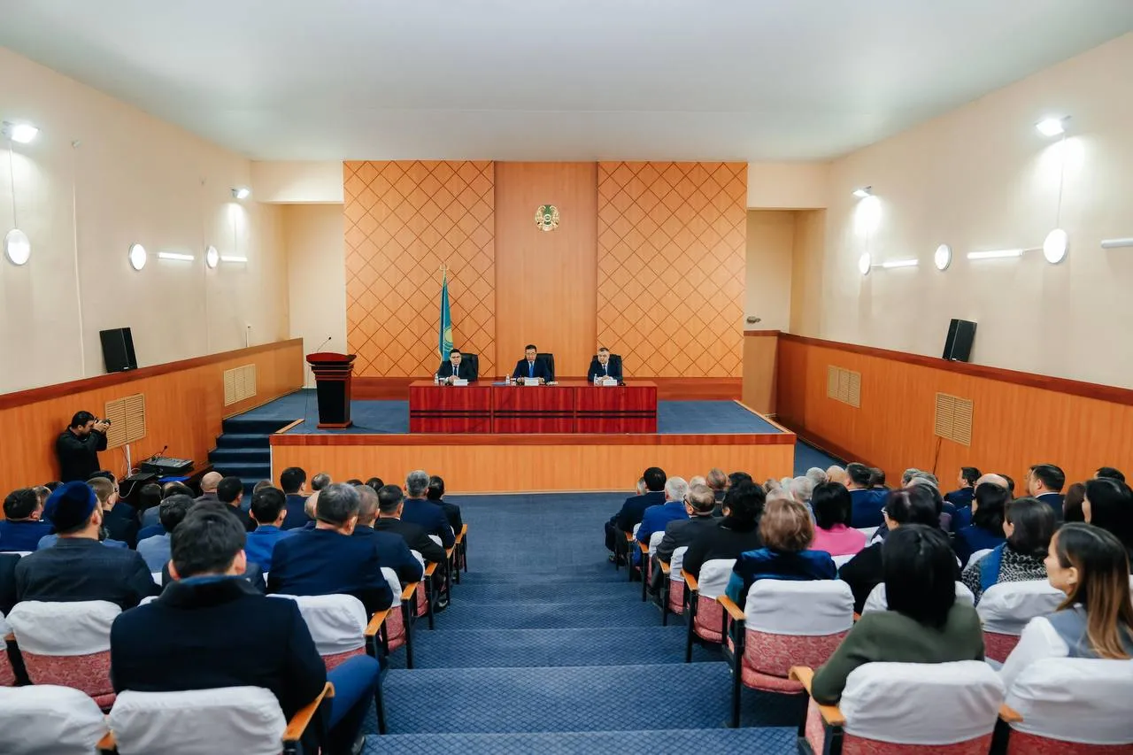 Аймақ басшысы Абай ауданының жаңа әкімін таныстырды
