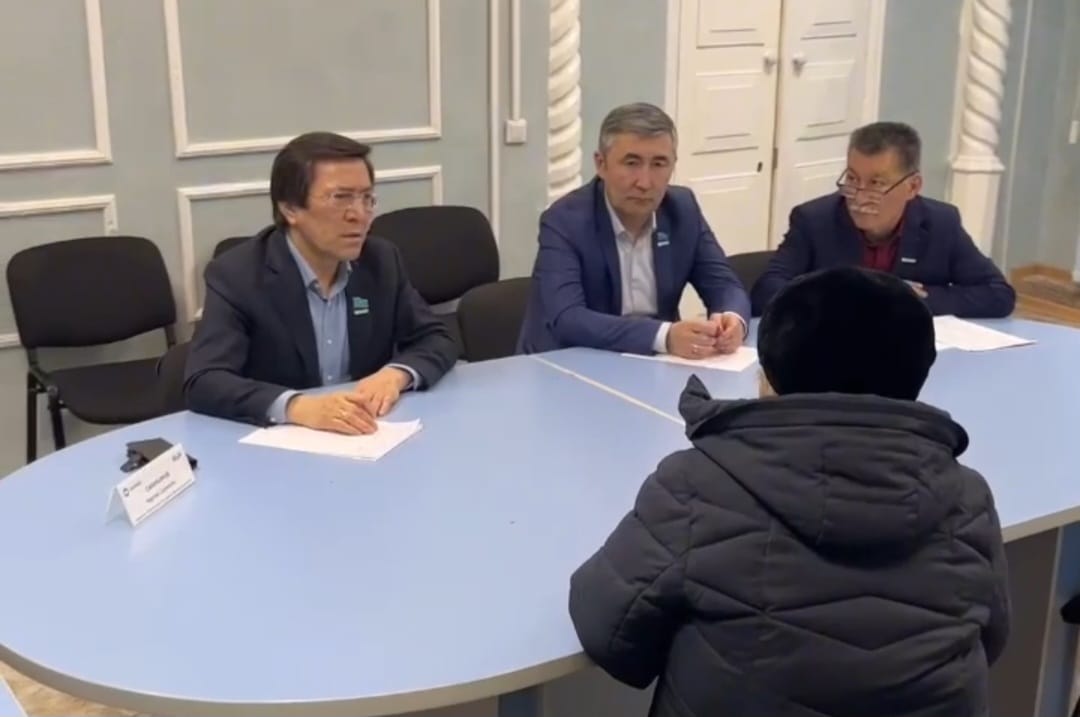 В Мажилисе состоялся общественный прием