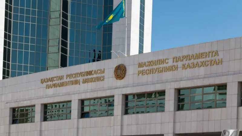 Мажилис: Военнослужащих не должны волновать бытовые вопросы