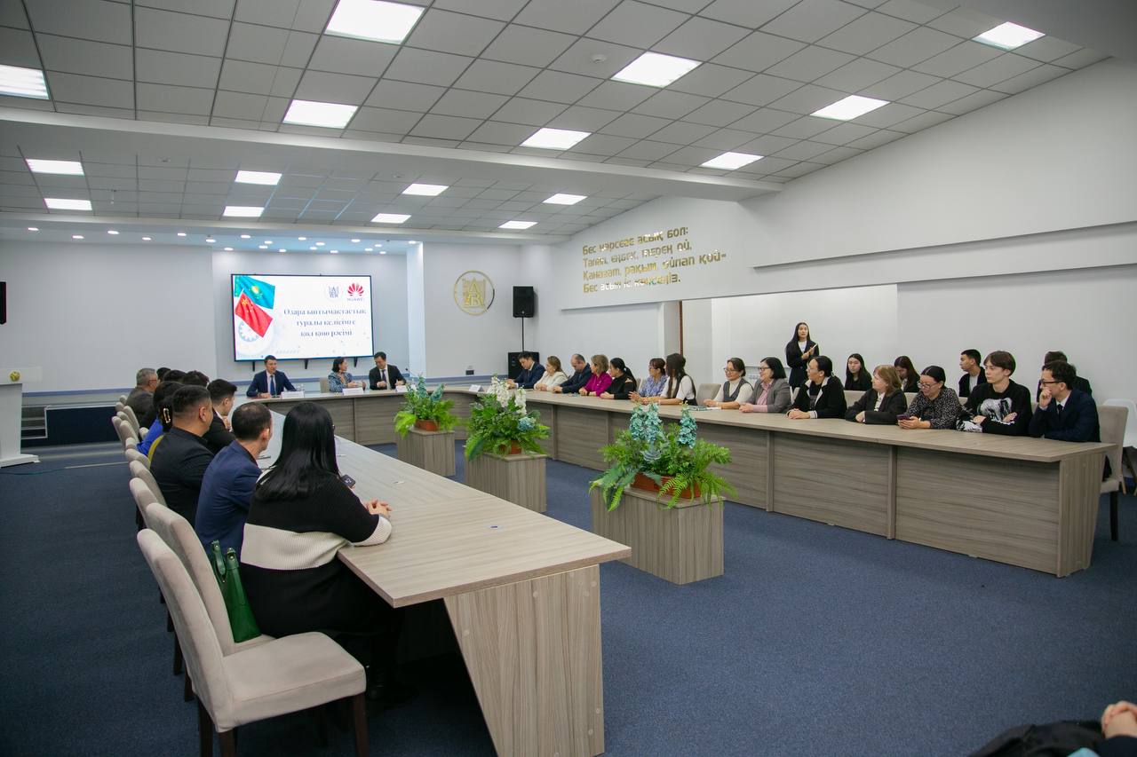 Студенттер АКТ бойынша білім алып, сертификат ала алады