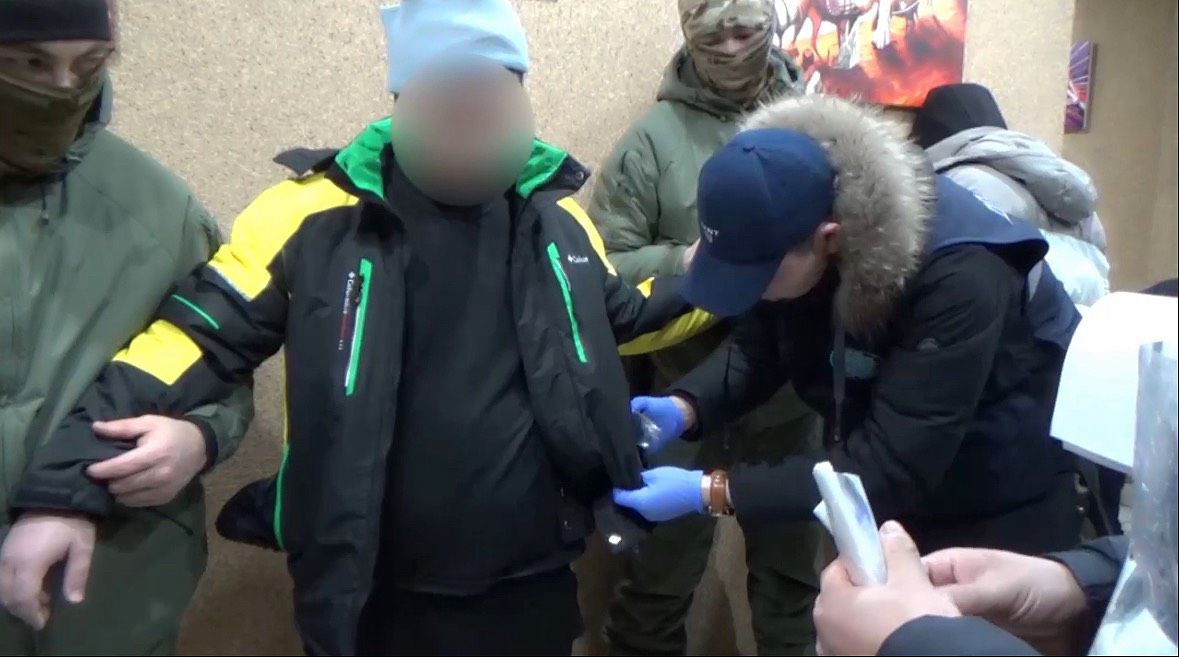 Синтетикалық есірткі сатушылардың қызметі тоқтатылды