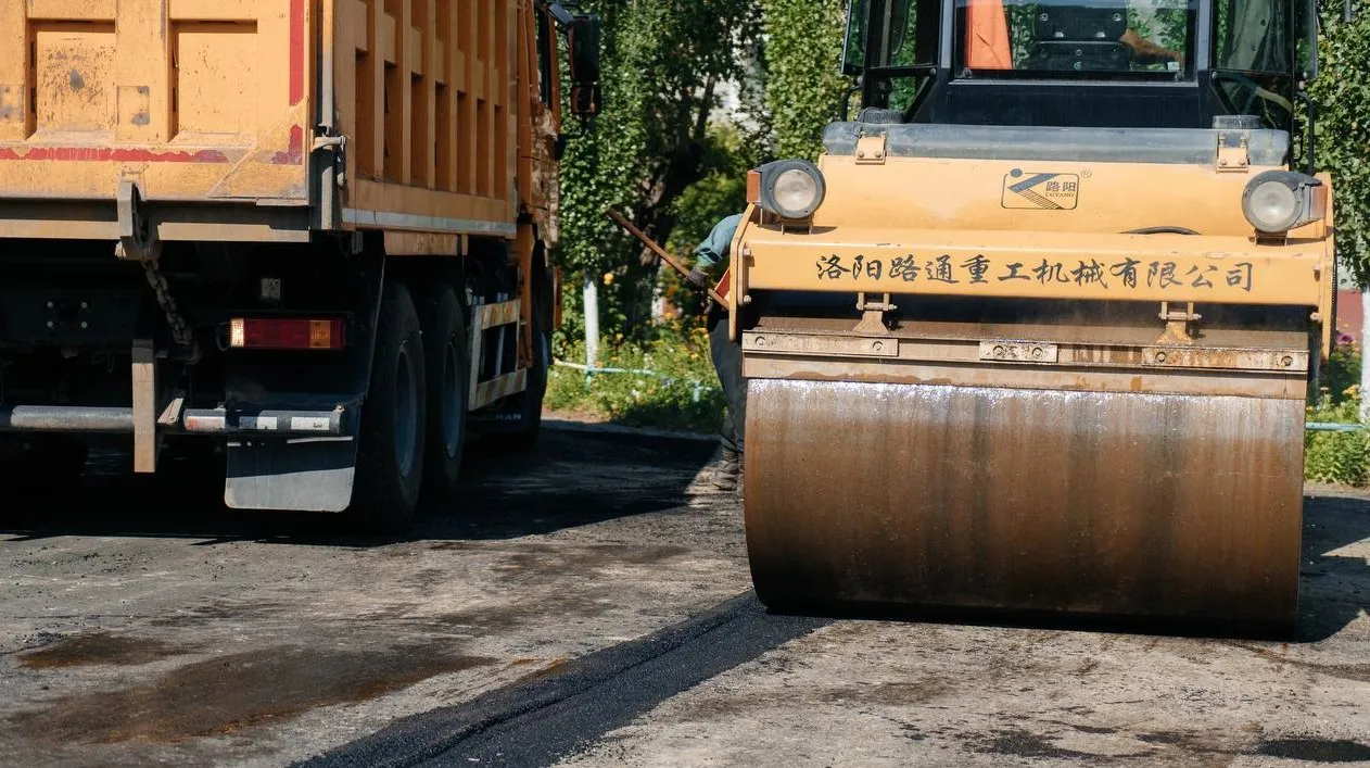 Абай облысында биыл 320 шақырым жол жөнделеді