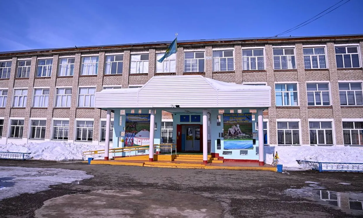 Облыс әкімі Үржар ауданындағы мектептердің жұмысымен танысты