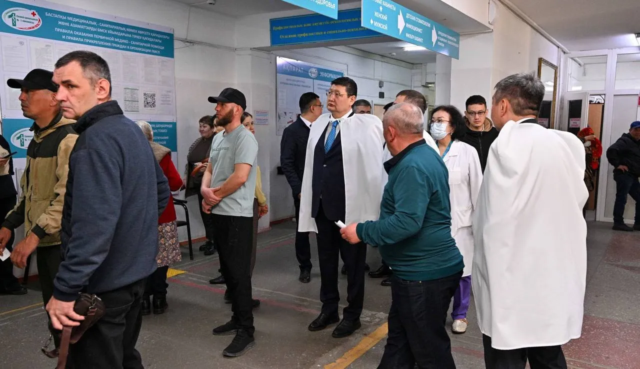 Аймақ басшысы Семей қаласындағы ауруханалардың өзекті мәселелерімен танысты
