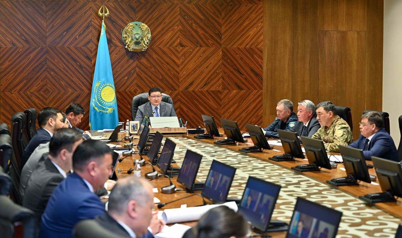 В области Абай обсуждены вопросы развития побережья озера Алаколь