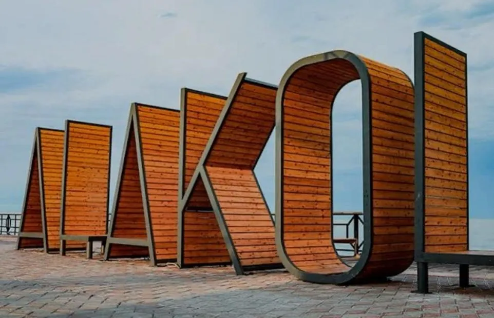 В сезон каникул и отпусков министерство транспорта запустит до озера Алаколь дополнительные вагоны и авиарейсы по доступным ценам