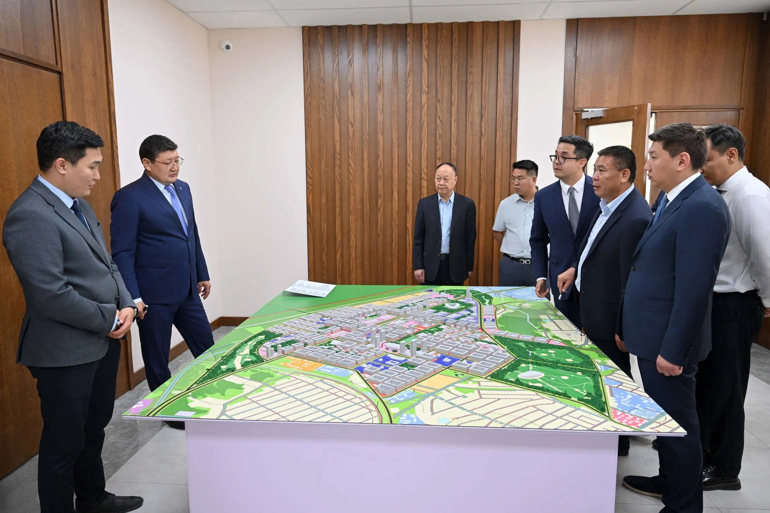 Облыс әкімі қытай инвесторларымен кездесті