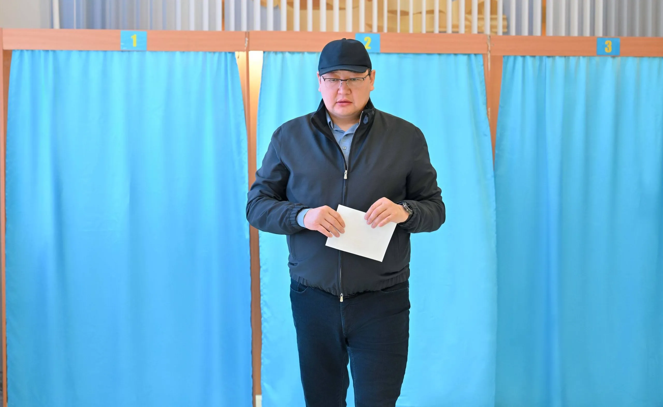 Абай облысының әкімі дауыс берді