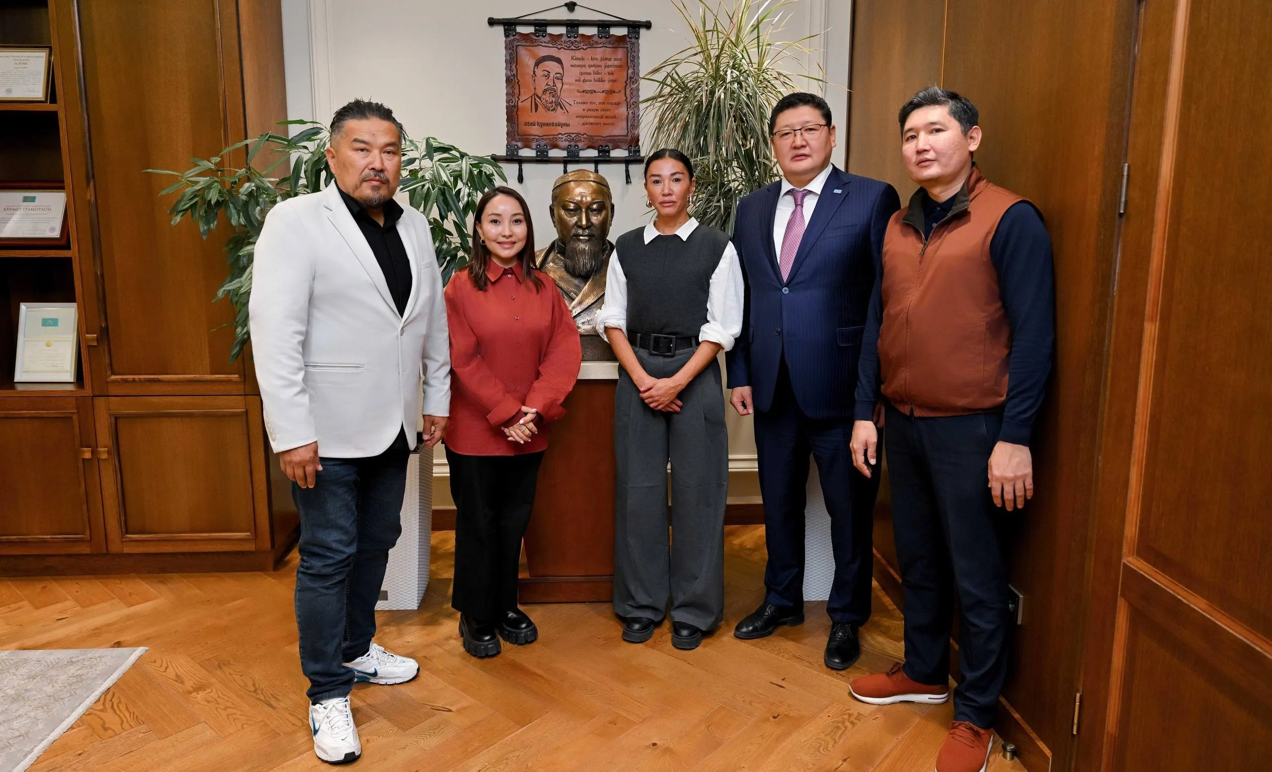 Мұстафа Өзтүріктің қызы Неслихан Семейде