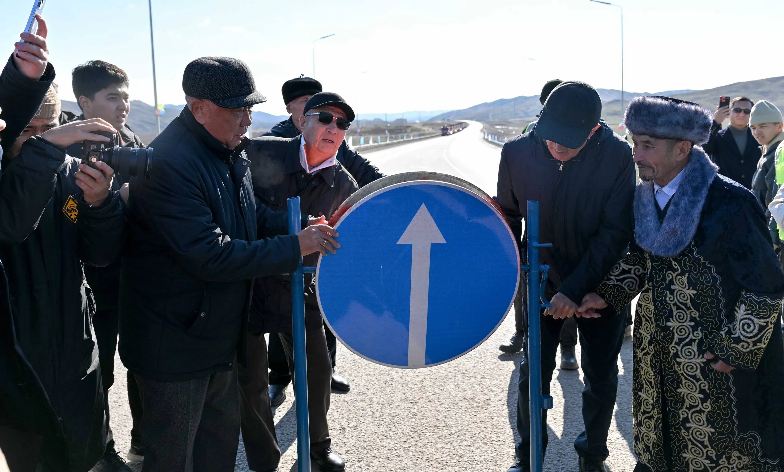 Транзитный коридор: дорога «Калбатау–Майкапчагай» введена в эксплуатацию