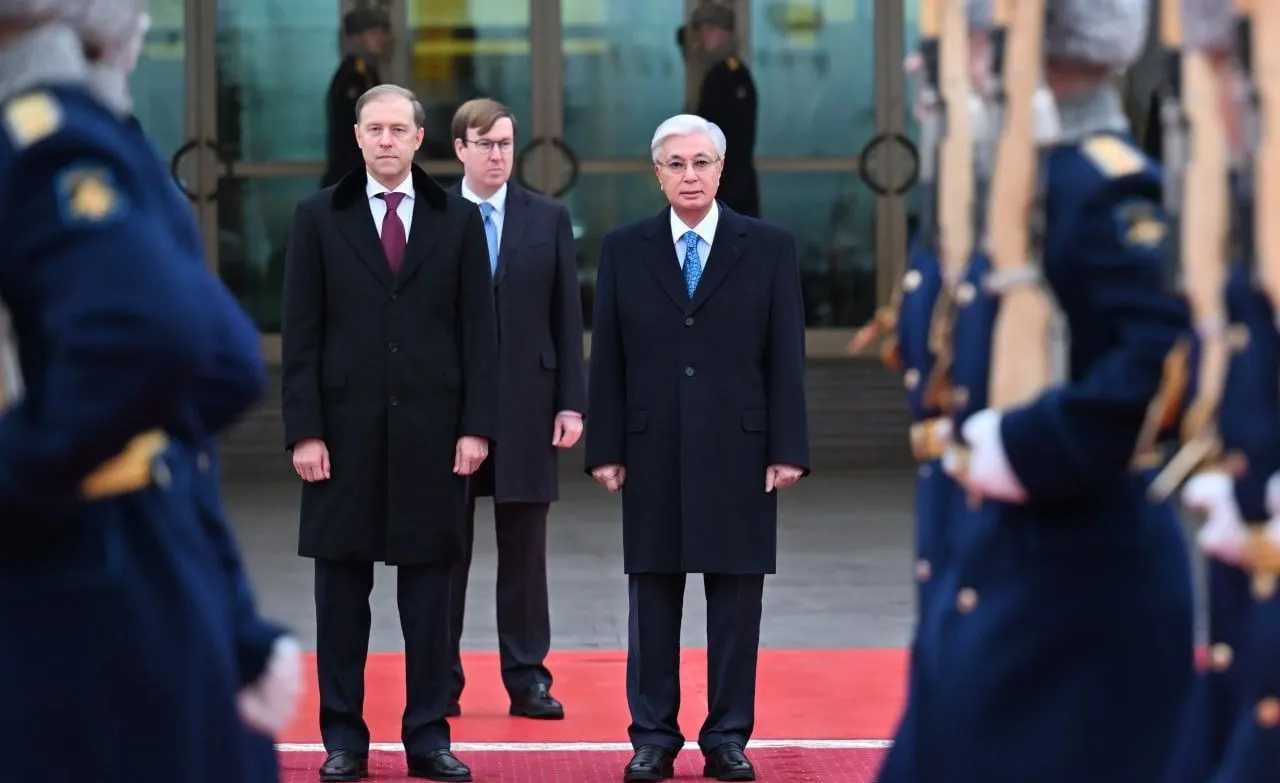 Президент Касым-Жомарт Токаев по приглашению Президента России Владимира Путина прибыл с государственным визитом в Москву