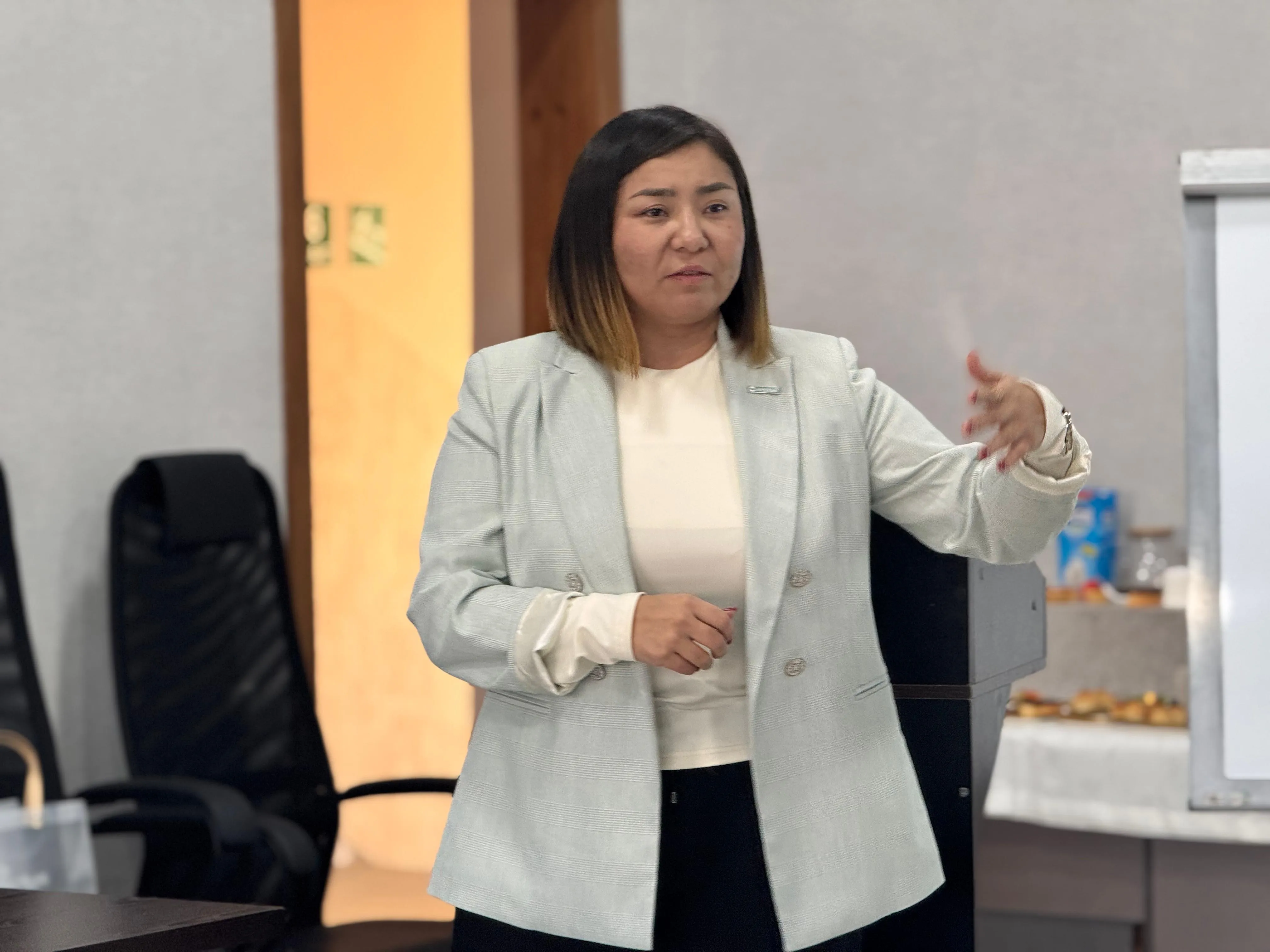 «AMANAT» партиясының Әйелдер қанаты: «Әйел Кәсіпкер: Қуат. Қадам. Өзгеріс» семинары басталды