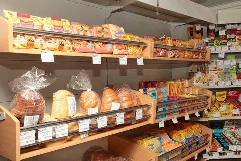 Абай облысында кәсіпкерлерге тауарларды баға белгілерінсіз сатқаны үшін айыппұл арқалады