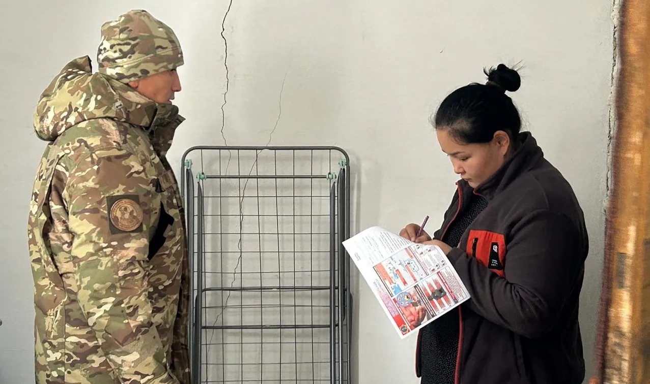 Профилактика зимних пожаров: в Бобровке прошёл рейд по безопасности