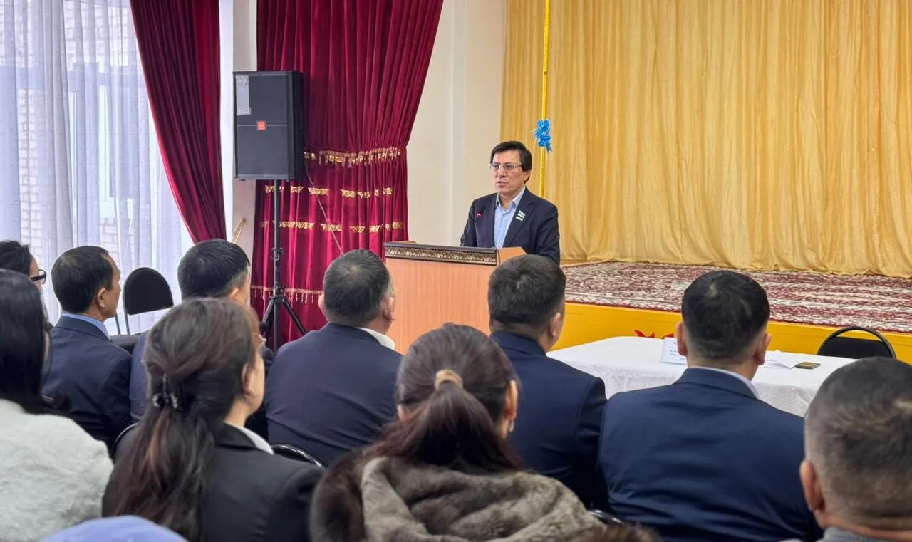 Депутат Мажилиса посетил социальные объекты в селах Абайской области