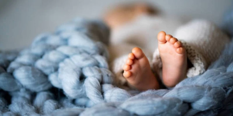 Атырау облысында алып сәби дүниеге келді  