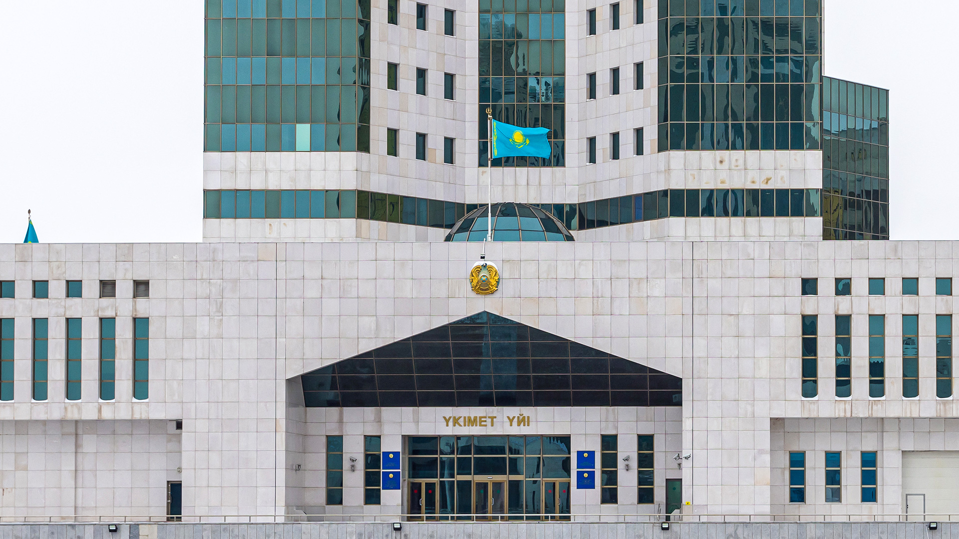 Президент тапсырмаларын жүзеге асыру: Елімізде жаңа төрт фармацевтикалық зауыт салынады