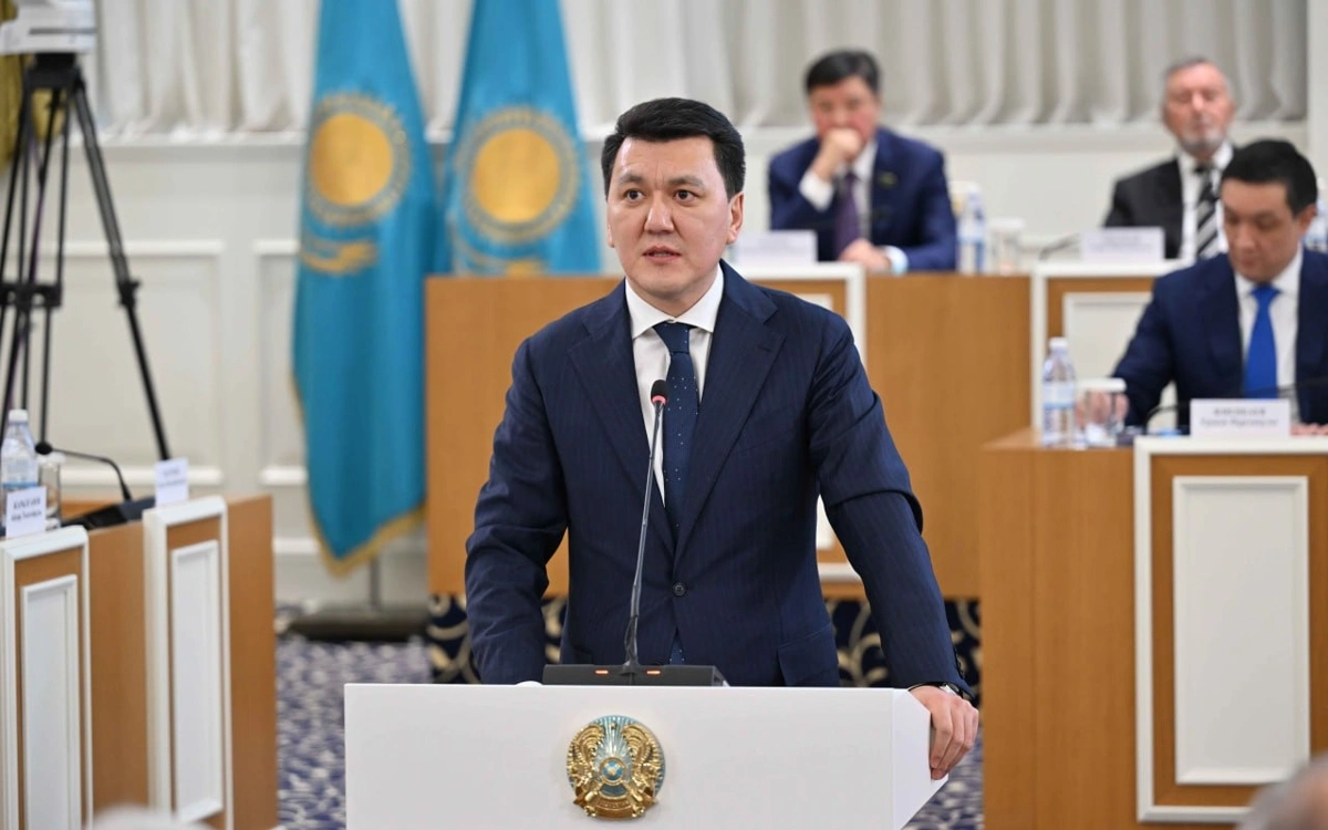 Ерлан Қарин: Конституциялық комиссияның құрылуы — тарихи оқиға