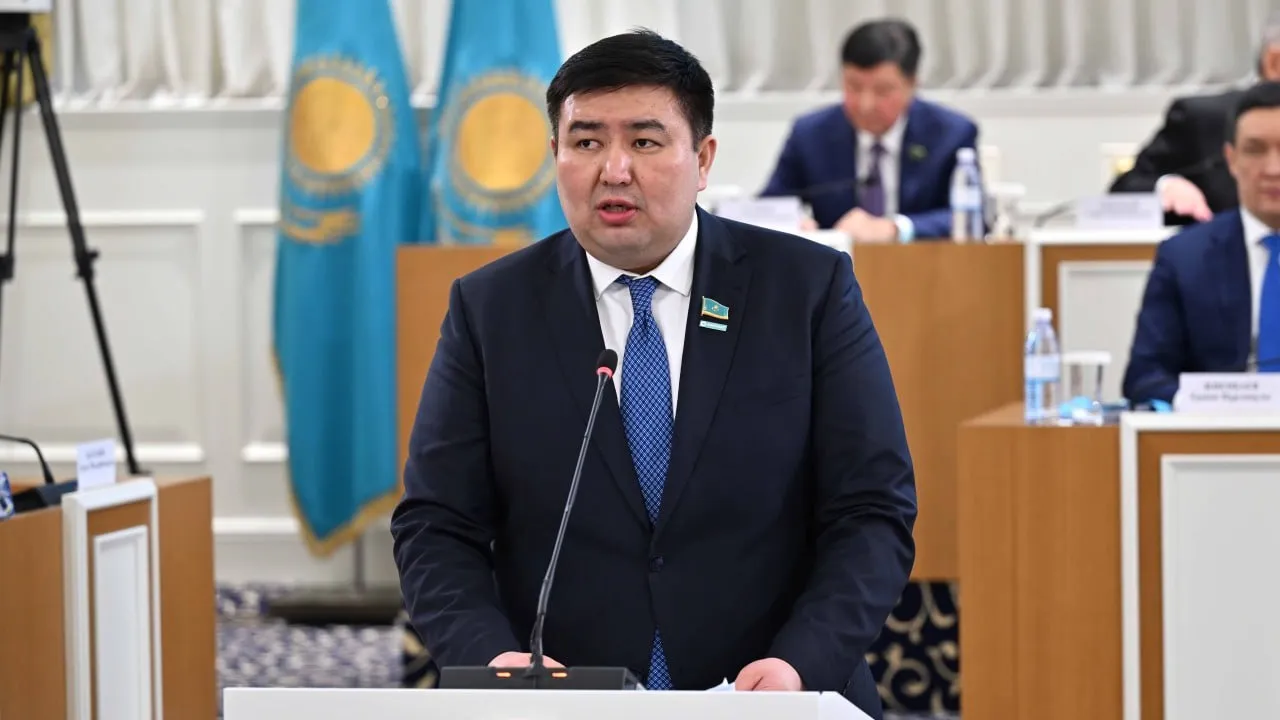 Елнұр Бейсенбаев: Конституциялық реформа саяси партиялардыңинституционалдық рөлін арттырады