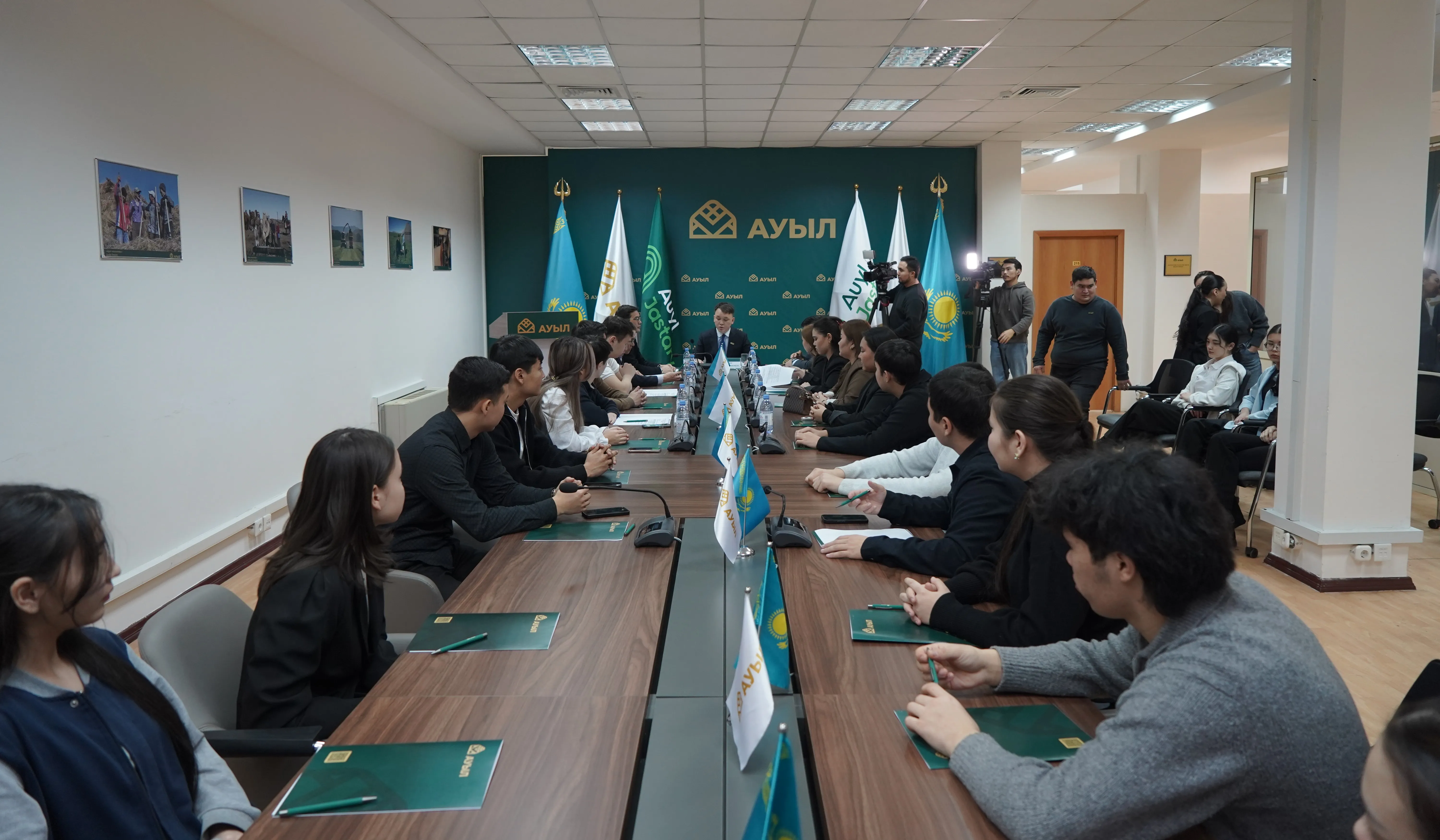 Астанада Конституциялық реформаға арналған жастардың диалог алаңы өтті