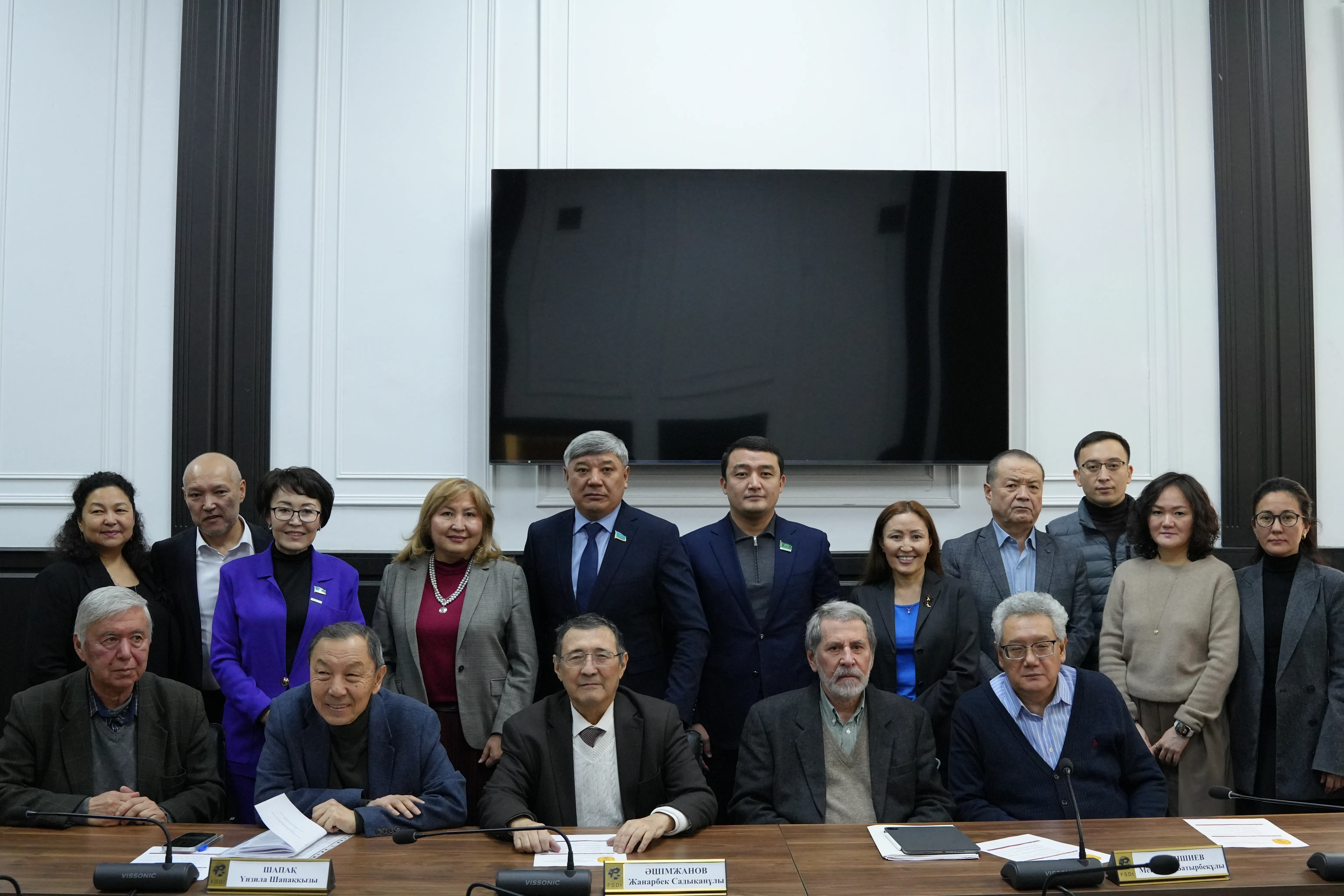 Экспертное сообщество поддержало проект новой Конституции Казахстана