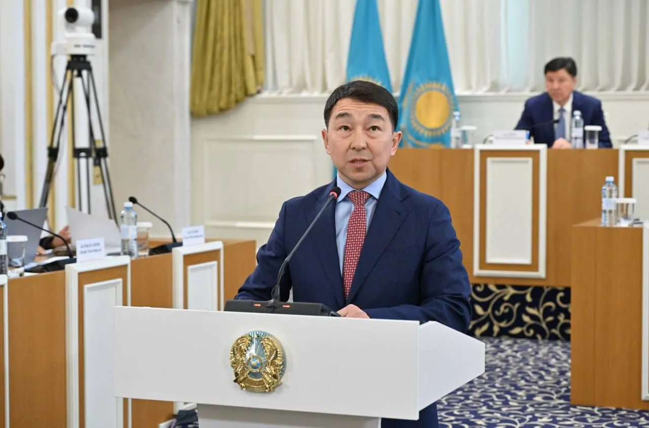 «Теперь это право, а не обязанность»: в проекте Конституции уточнена норма касательно Курултая