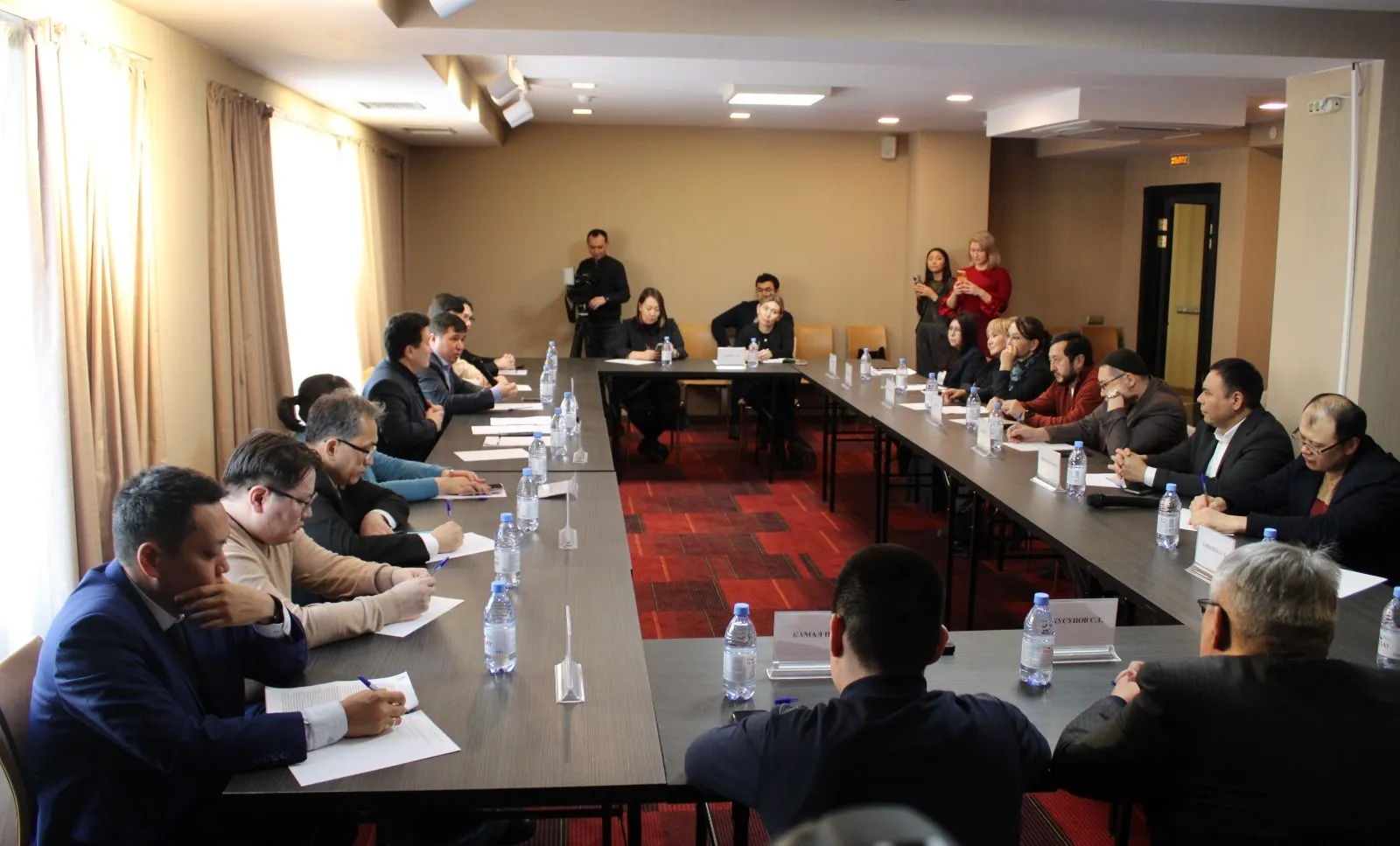 Эксперты обсудили проект новой Конституции Казахстана