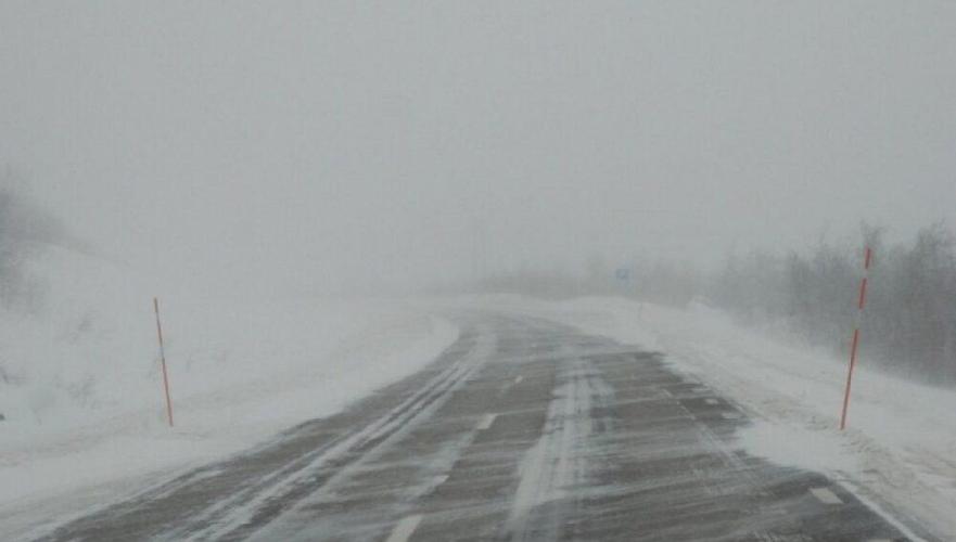 В Абайском районе усилится метель и мороз: некоторые дороги закрыты, водители срочно предупреждены