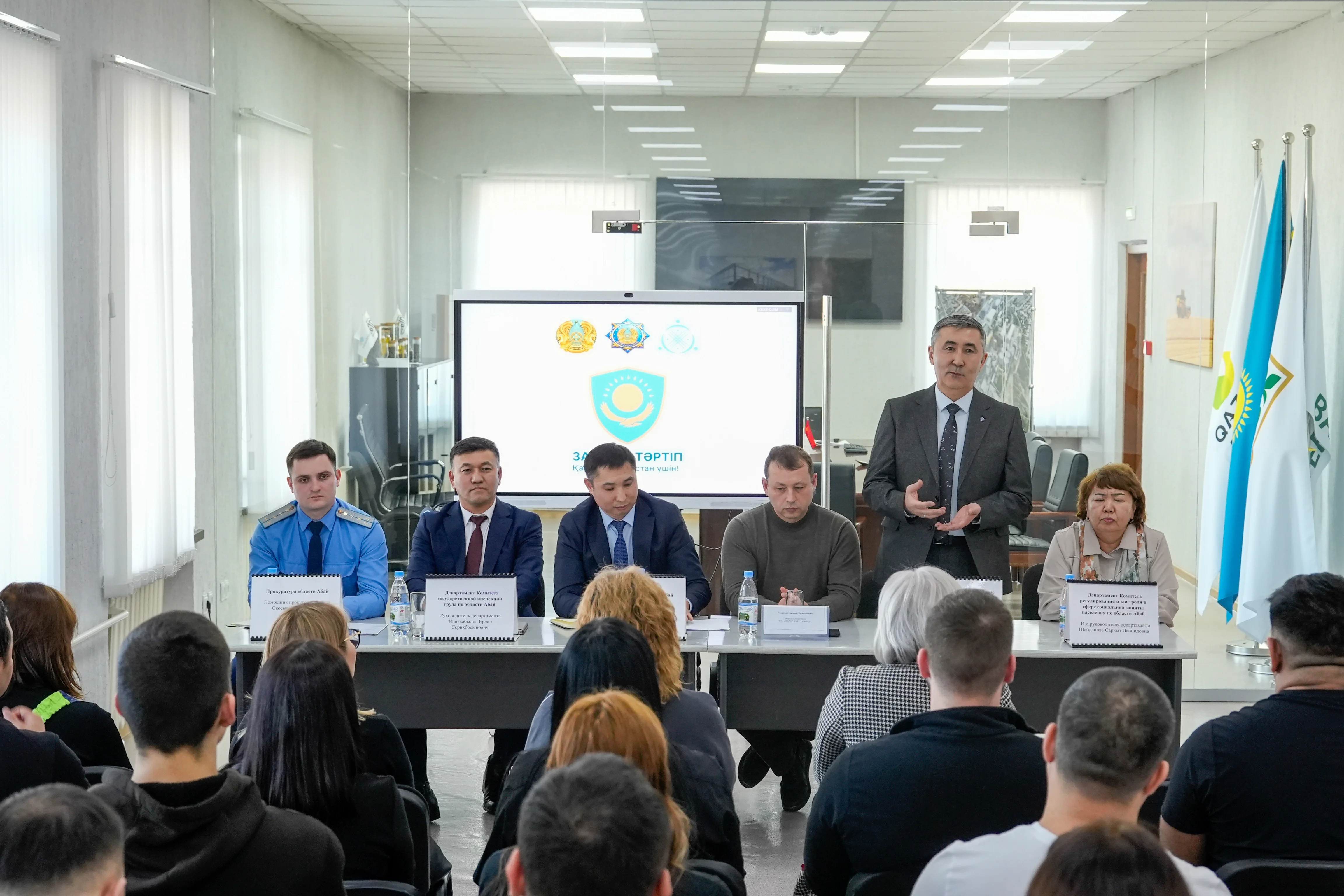 Абай облысының прокуратурасы азаматтардың еңбек құқықтарын қорғау жұмыстарын күшейтуде