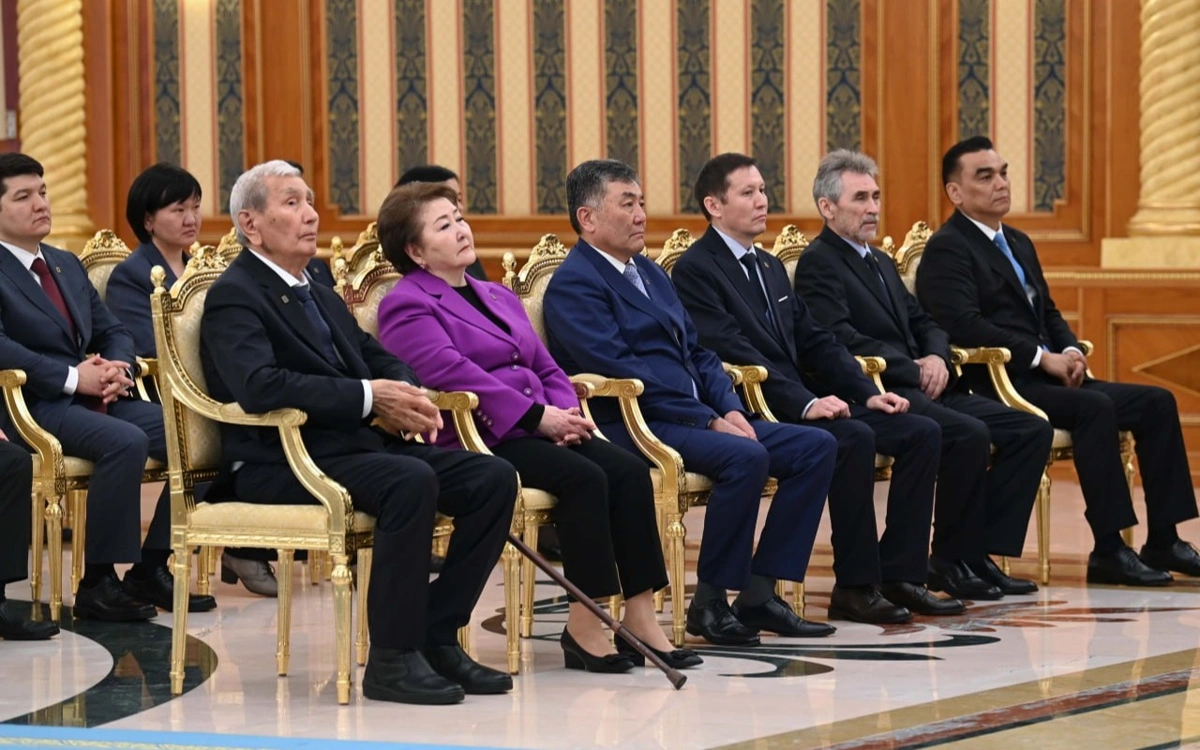 Президент: Наука должна работать на нужды экономики и общества