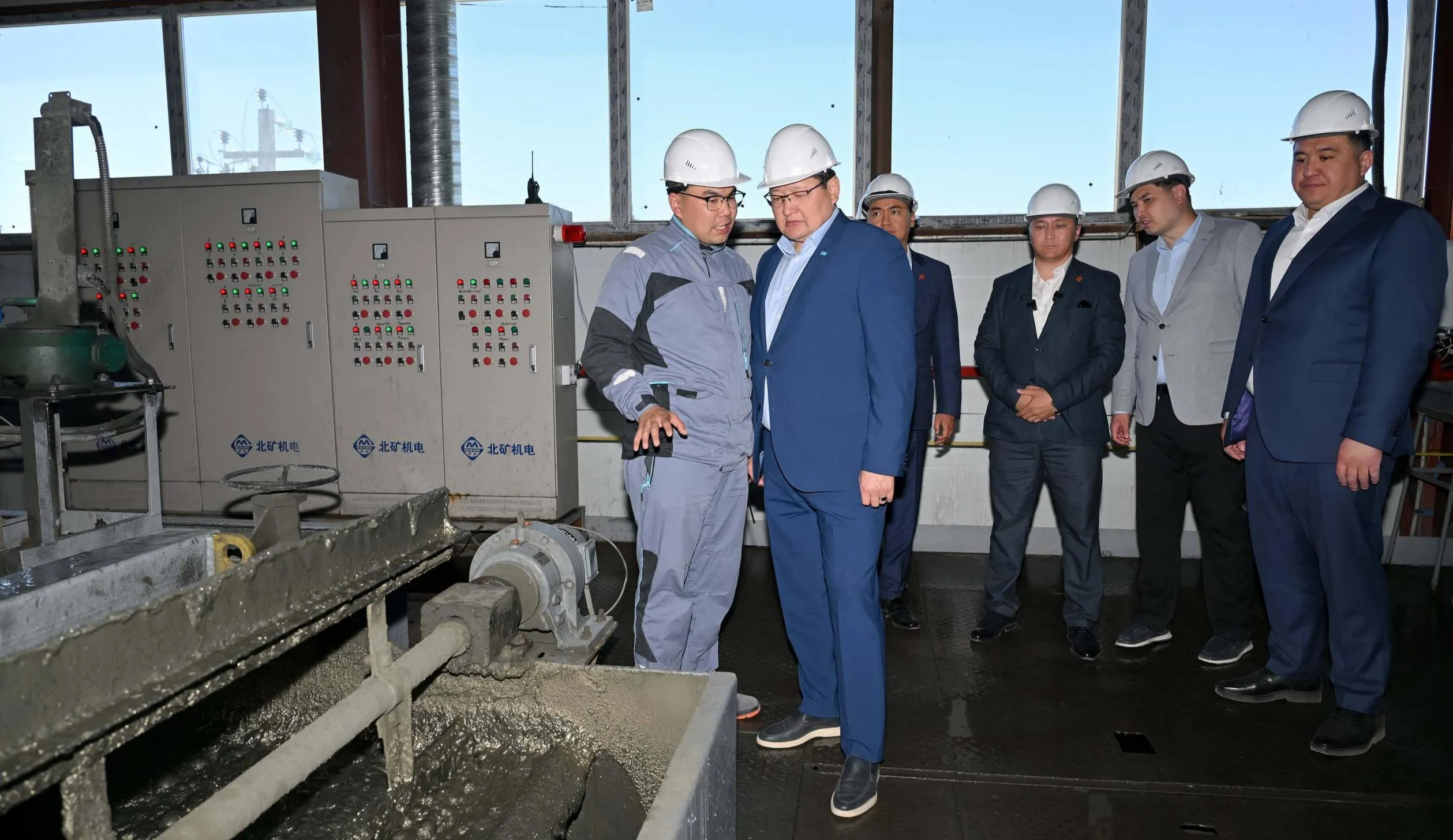 Облыс әкімі «Сарыбұлақ» кен орнының жұмысымен танысты 